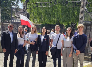 Przejmująca lekcja historii