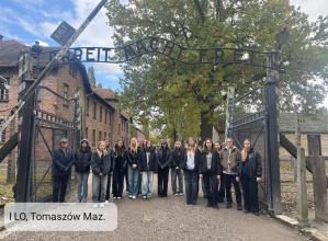 Uczniowie I LO w Muzeum Auschwitz-Birkenau