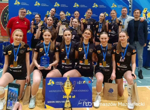 UCZENNICE NASZEJ SZKOŁY MISTRZYNIAMI WOJEWÓDZTWA ŁÓDZKIEGO W KATEGORII JUNIORKA MŁODSZA  